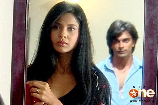 65755_160007087376834_124266167617593_339260_1469185_n - xxArmaan si Ridhima-Karan Singh Grover si Jennifer Wingetxx