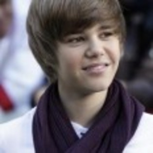 Justin_Bieber_1267178305_0