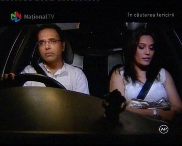 12795505_JJTGYRRIU - In cautarea fericirii