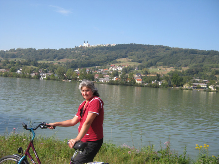 o manastire f.frumoasa - Regensburg-straubing-passau-linz-Grein-Melk-Tuln-Wiena