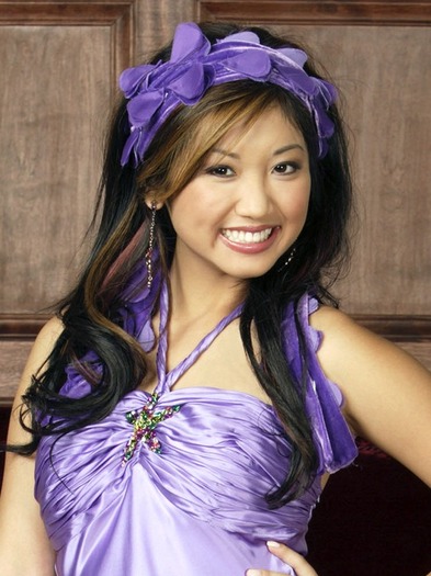 the-suite-life-of-zack-and-cody-brenda-song-3 - brenda song