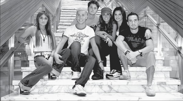 RBD_La_familia_1221219188_2007 - rebelde