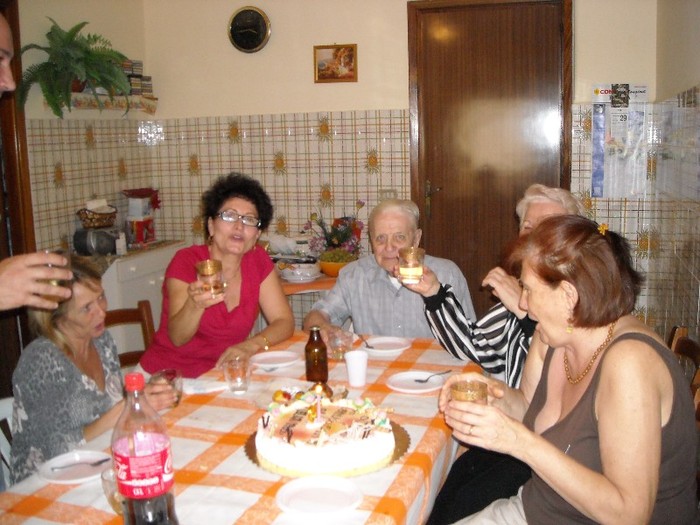 DSCN4224; Mama a implinit 70 de ani
