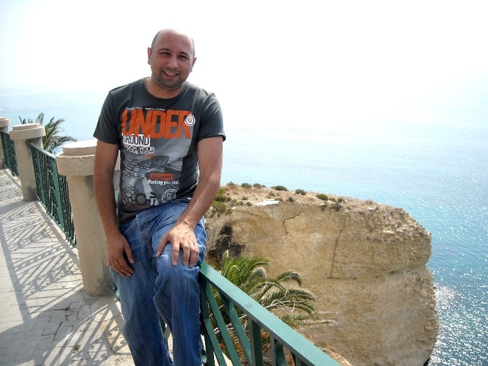 DSCN4265; Pe faleza In Sciacca
