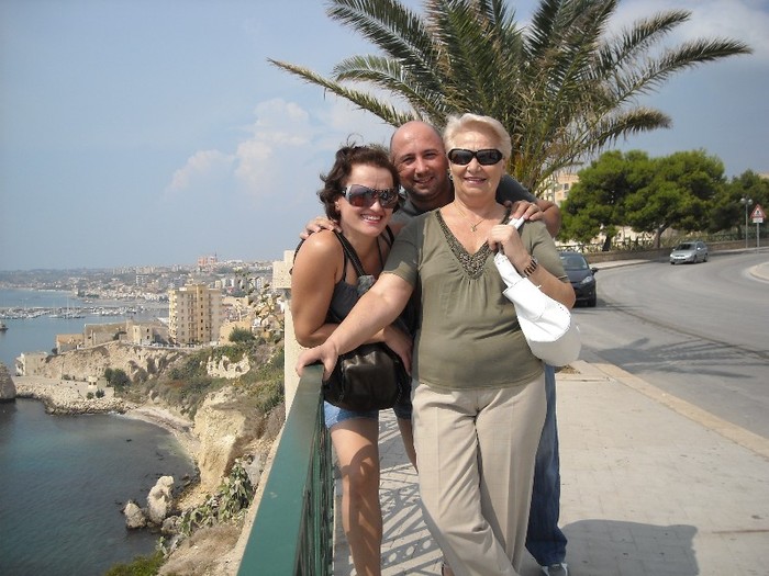 DSCN4270; Pe faleza In Sciacca
