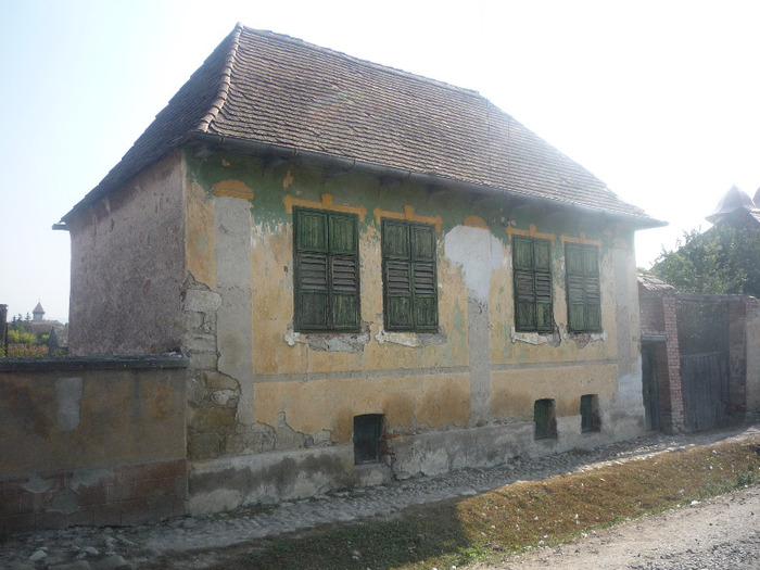 DRAUSENI (VINGRAD) ,Comuna CATA ,Jud.Brasov, casa în care au locuit bunicii lui STEFAN OCTAVIAN IOSI
