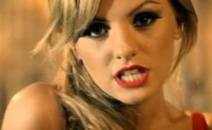 imagesCA4EHQEQ - alexandra stan