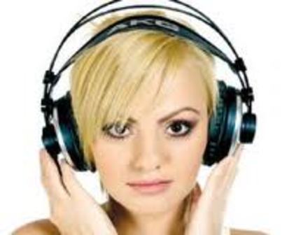 imagesCAA6Q6A4 - alexandra stan