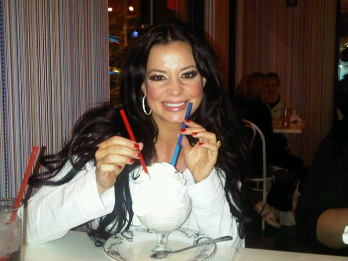 189790_134044489998855_108383042565000_200303_4746525_n - candice michelle