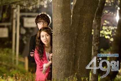 10 - Song Yi Soo si Song Yi Kyung