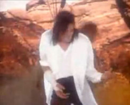 michael-jackson-creative-and-innovative-music-videos - Michael Jackson
