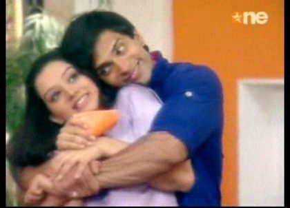 15312_1447302504615_1294758772_31293459_3949049_n - xxArmaan si Ridhima-Karan Singh Grover si Sukirti Kandpalxx