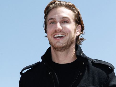 cdn37eugenio_siller_1_10_1 - LA con Aurora-Belleza y Estillo