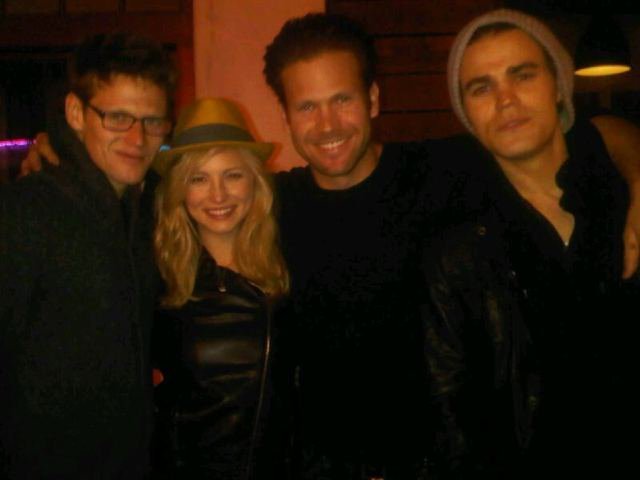 197351_10150127187068656_341371308655_6439368_5029396_n - Paul Wesley