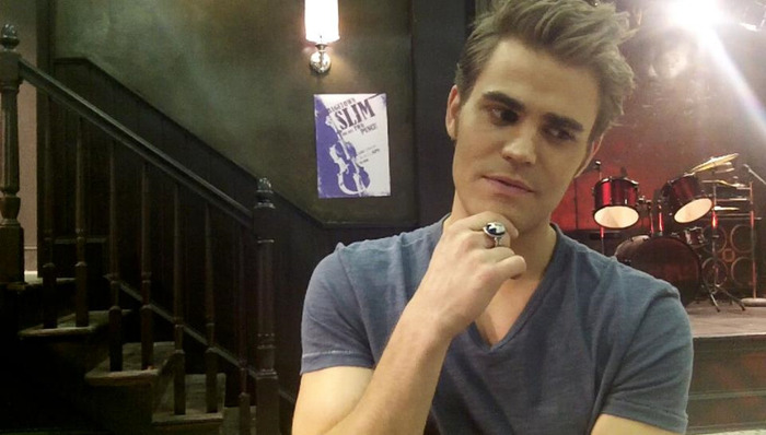 301972_10150318804728656_341371308655_7964017_1556349246_n - Paul Wesley