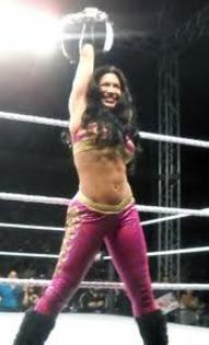 imagesCAG8K5L0 - divas champion