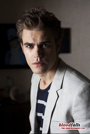 182775_10150106950363656_341371308655_6242447_1834500_n - Paul Wesley