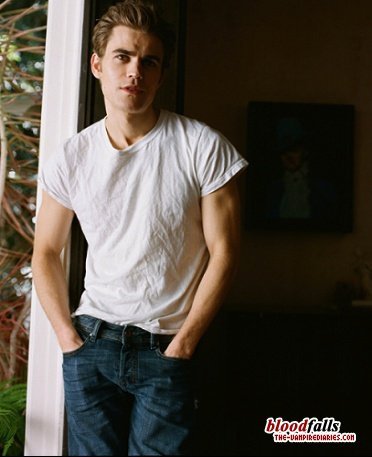183286_10150106950063656_341371308655_6242439_2912789_n - Paul Wesley