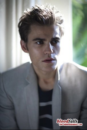 183437_10150106950543656_341371308655_6242452_1983553_n - Paul Wesley