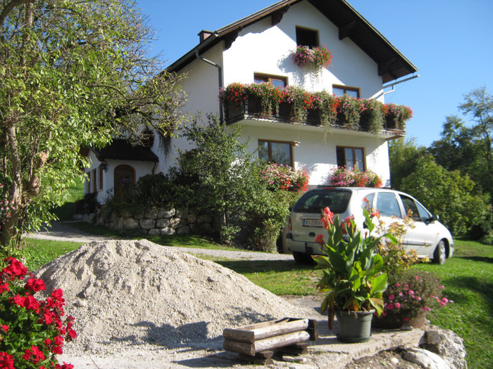 casa familiei Linbichler - Saanenziege fam Linbichler Elisabeth u Hubert