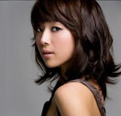 Seo Ji Hye (14) - Premiul II