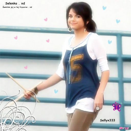 46660314_WZSPCRVUW - Selena-Marie-Gomez