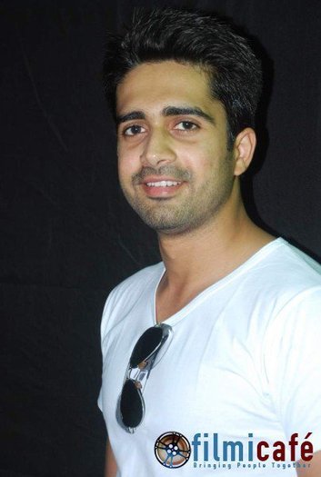 25819937_TZMKBZNEA - Dev-Avinash Sachdev1