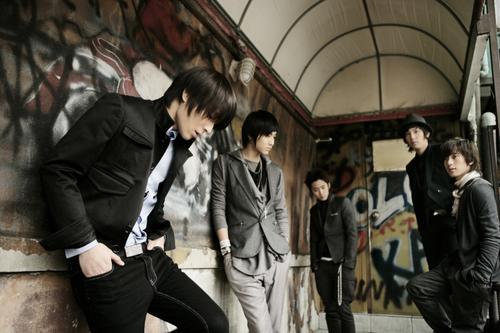 FT+Island+b_004