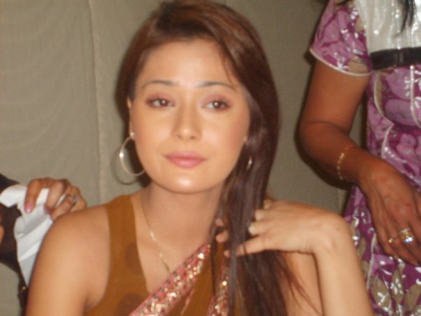 9619_1158449000072_1193178445_30414234_7939860_n - sara khan