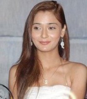 271000_10150251203389556_165475334555_7131642_5707342_n - sara khan