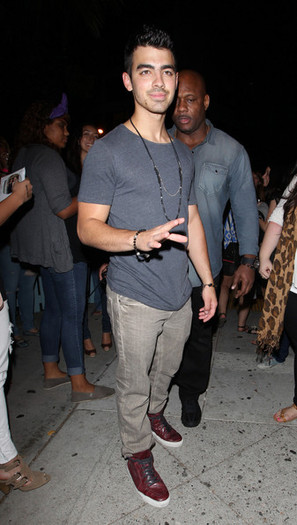  - Joe Jonas Greets Fans in West Hollywood