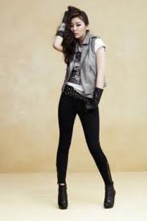 uee 25 - Uee