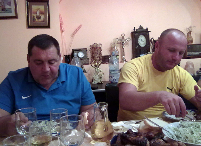 Laureatii UCPR...; in stg.imaginii Ms.Dumitrache M.si Ms.Oprea Fl,la analiza sezonului incheiat si a celui urmator!
