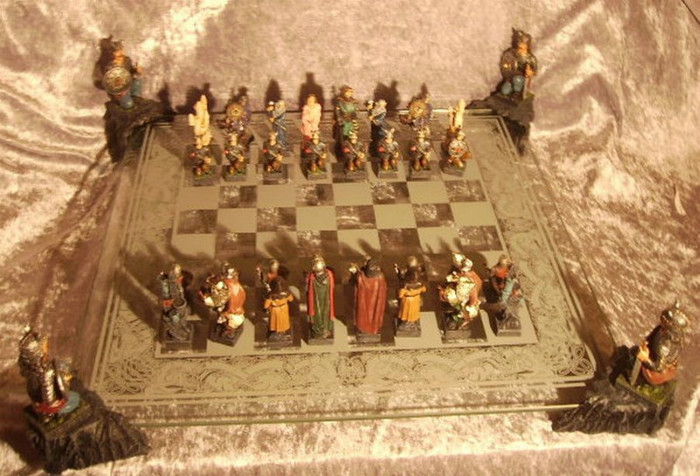 Model Viking_masa de sticla_50 x 50 de cm_655 de lei