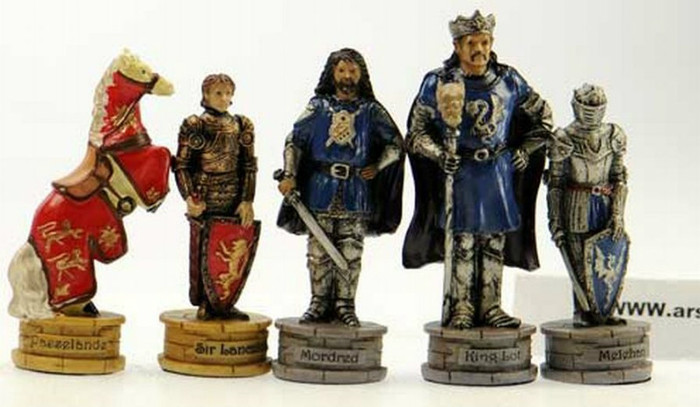 Piese de sah hand-made_Camelot_550 de lei