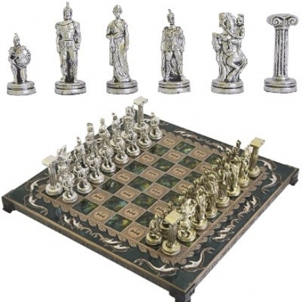 Set de sah_grecesc cu piese de zinc si masa de cupru _ 515 lei
