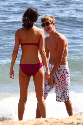 normal_013 - 26 05 2011 At the Beach with Justin in Maui Hawaii