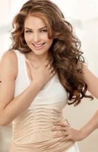 Thalia - Thalia in revista PEOPLE EN ESPANOL-noiembrie 2011