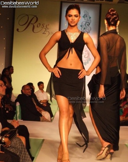 1Deepika_padukone_DESIBABESWORLD_COM_A2[1]