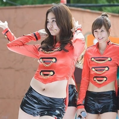 kimyoojin_UEE_bellyfat