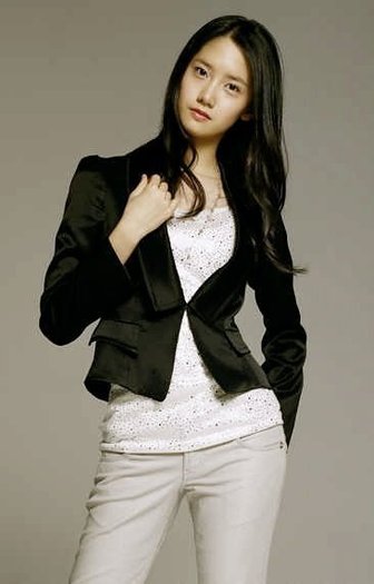 29296_118880514816294_118114031559609_98165_4420791_n - Yoona o