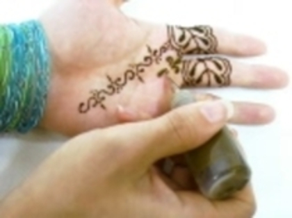 21459827_IOFHOAVJU - henna india