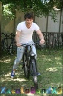 48640728_YOSULCGAW - Poze cu Pariu cu viata