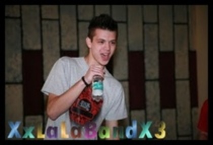 48658471_SUIVXPDCJ - Poze cu Pariu cu viata