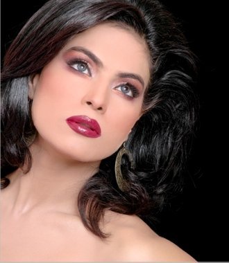 Hot Image Of Pakistani Actress Veena Malik5 - Lumea si magia bollywoodului