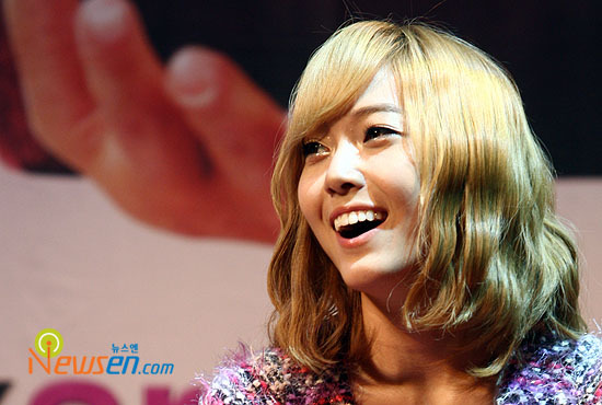 jessica-legally-blonde