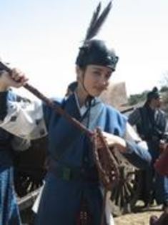 39879214_VSVKXDRNV - Jumong-in spatele camerei