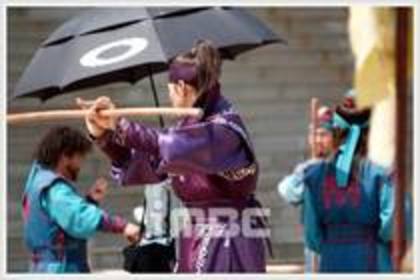 41774469_ZLVHDKYEM - Jumong-in spatele camerei