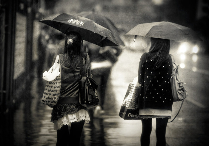 umbrellas_in_the_rain_by_fbuk