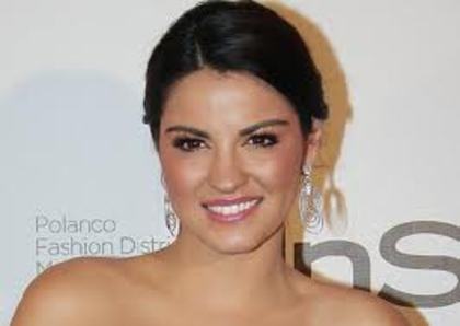 images (2) - Maite Perroni